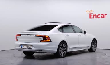 S90