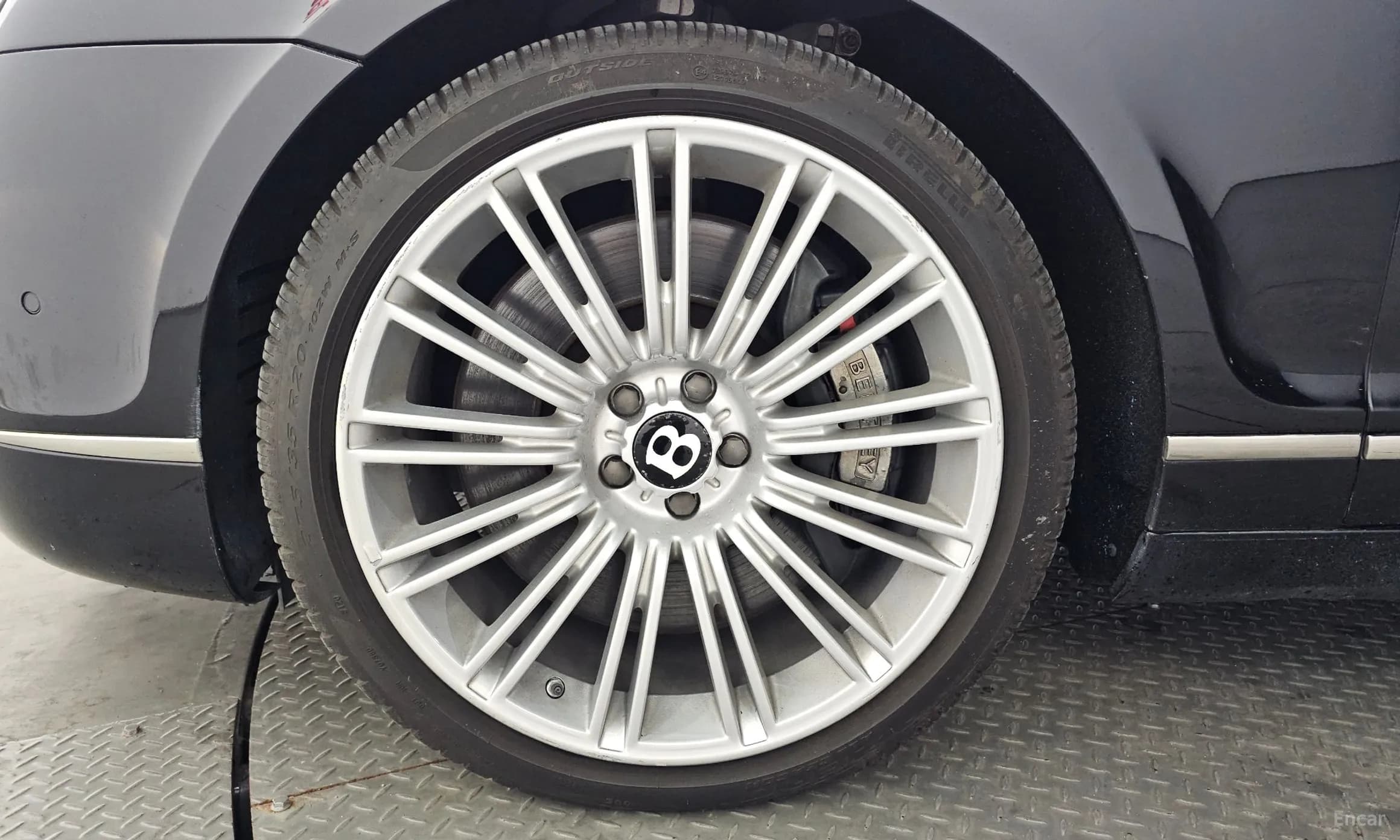 Flying Spur Gen 1