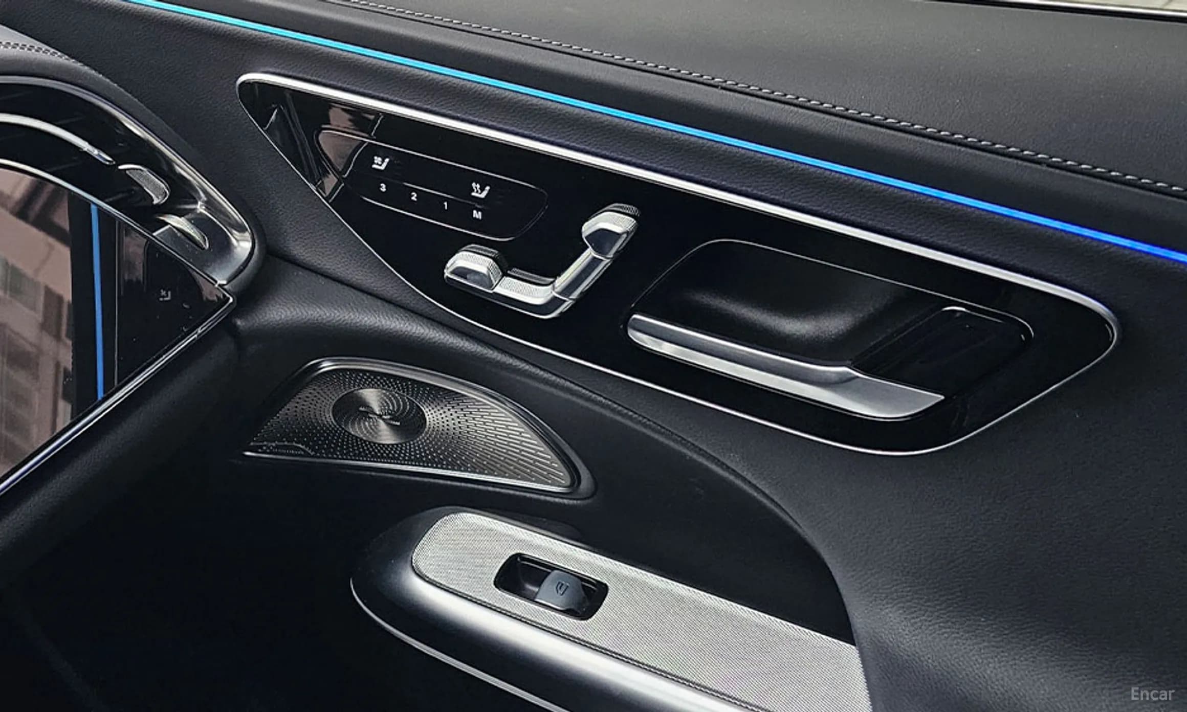 E-Class W214