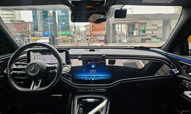 E-Class W214
