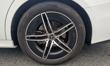 E-Class W214