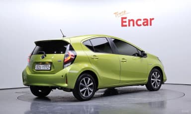Prius C