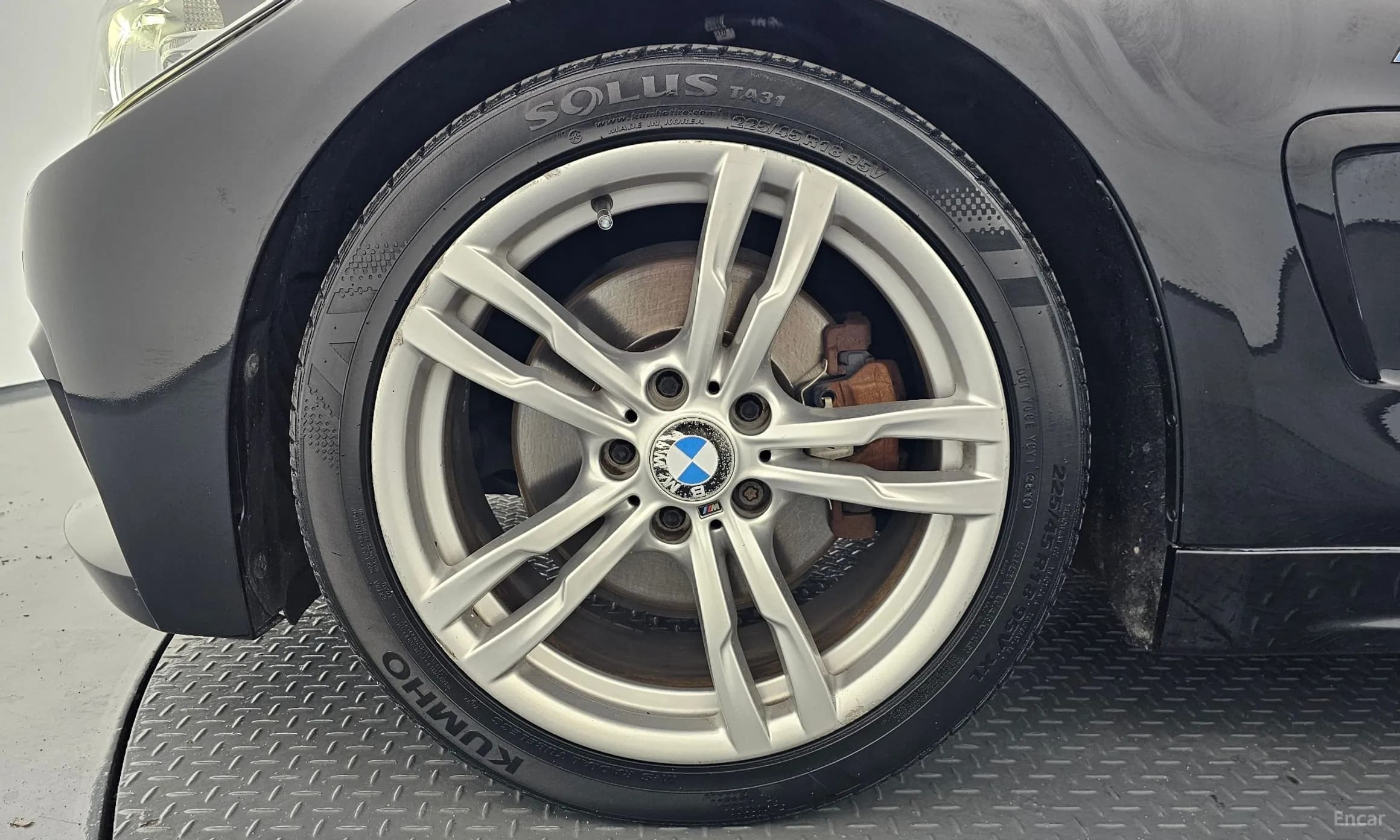 Series 4 (F32)