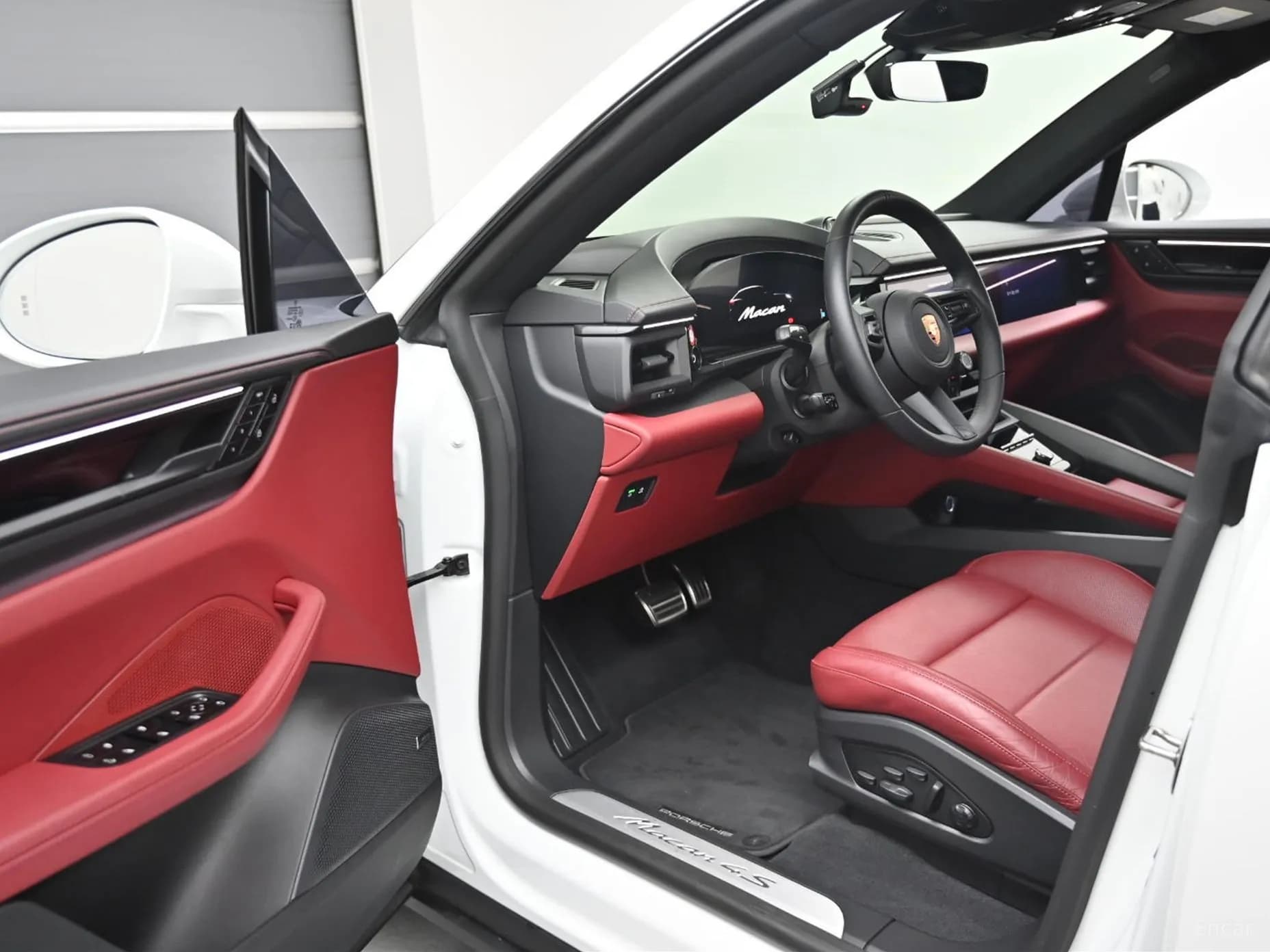 Macan EV