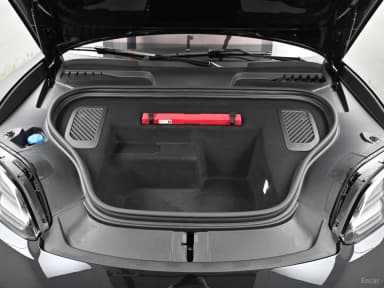 Macan EV