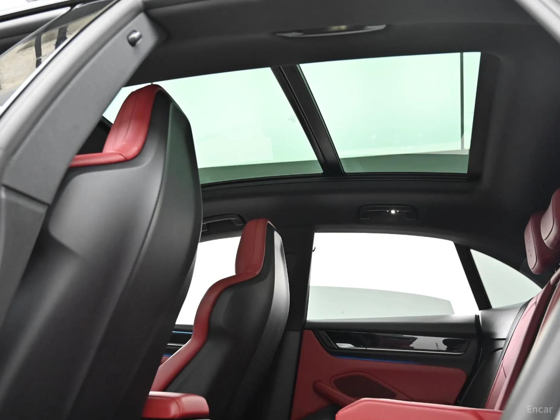 Macan EV