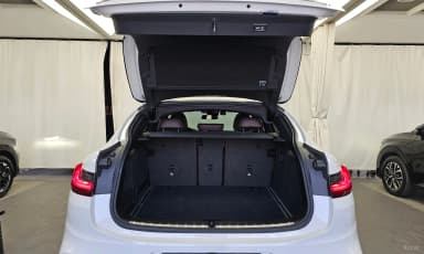 X4 (G02)