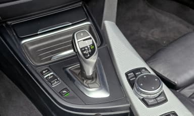 Series 4 (F32)