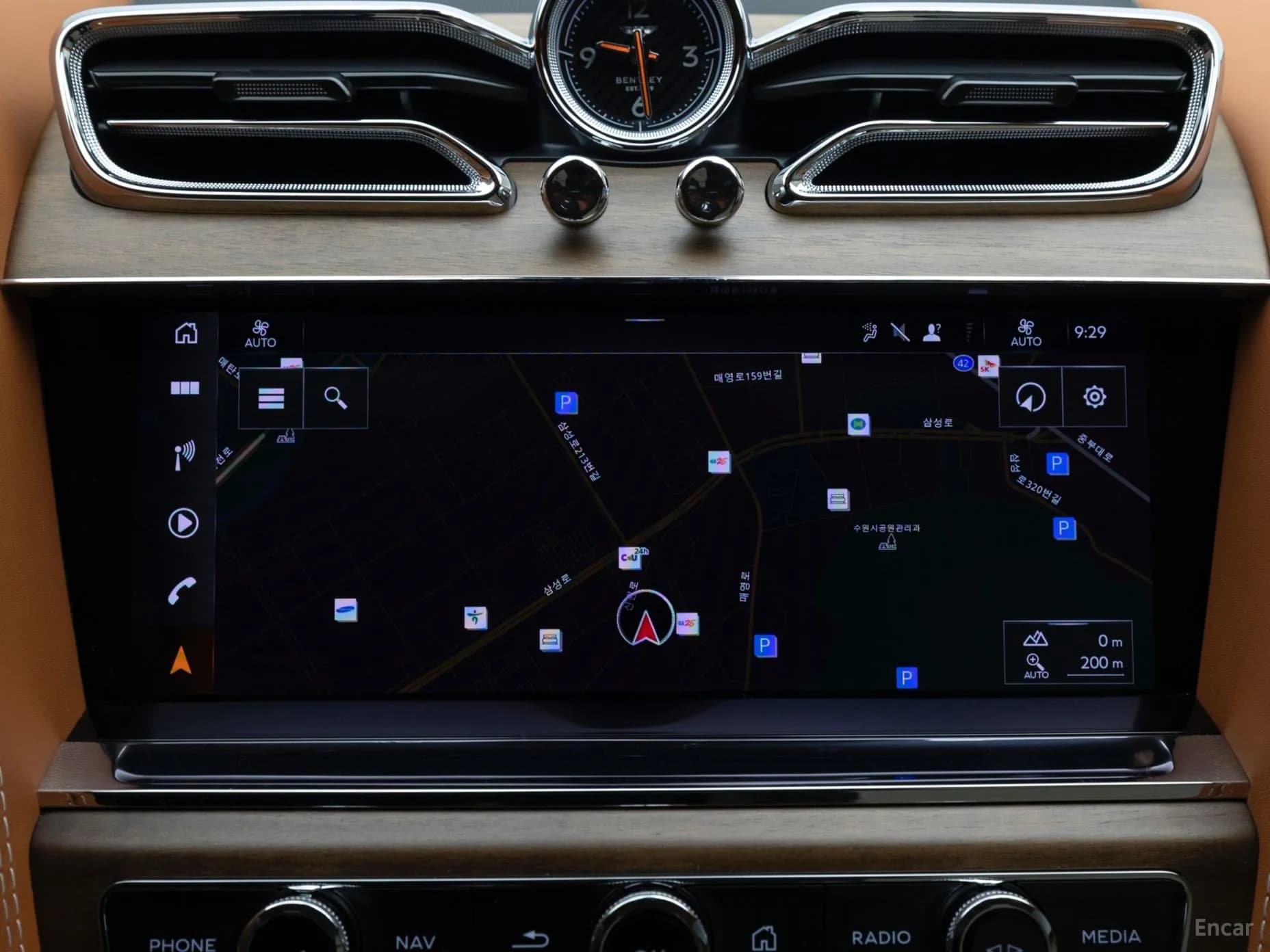 Bentayga
