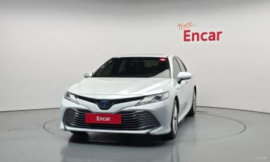Camry (XV70)