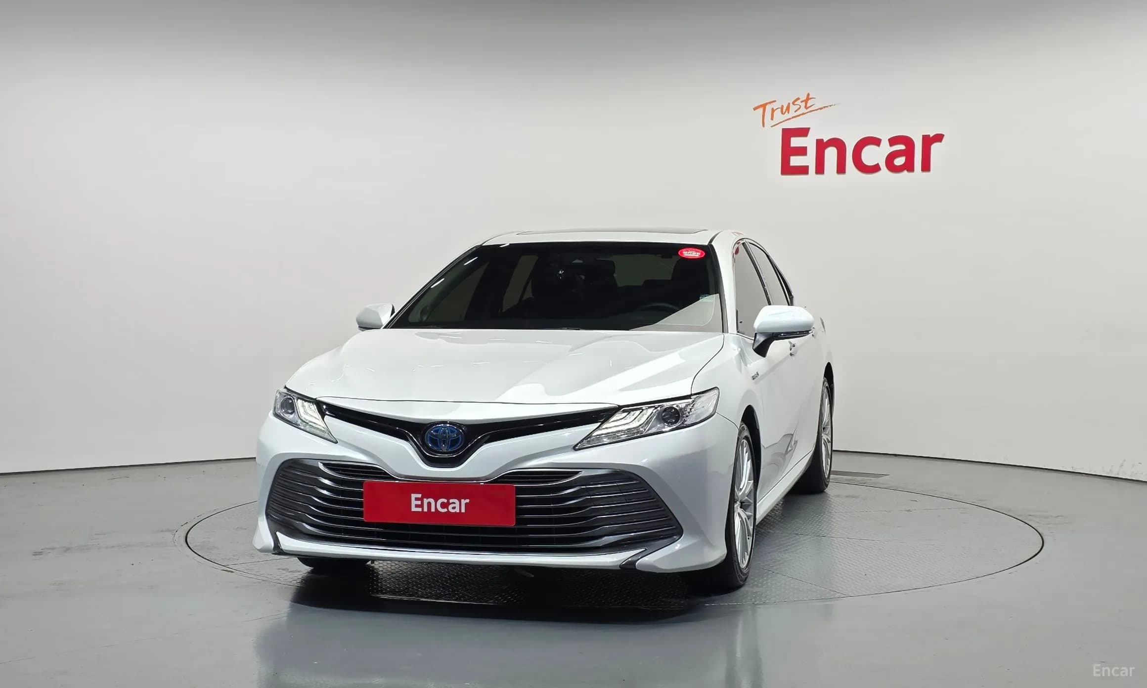 Camry (XV70)