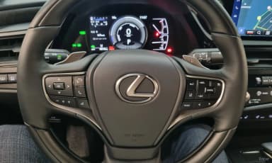 ES300h 7th Generation