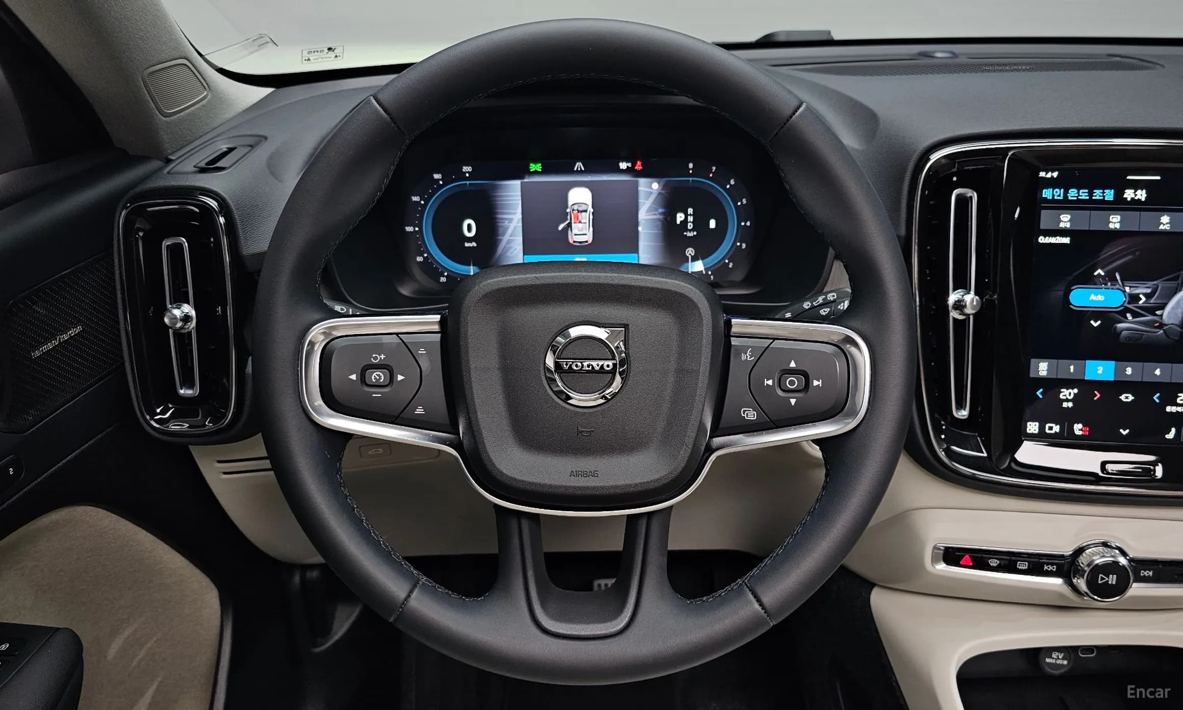 XC40