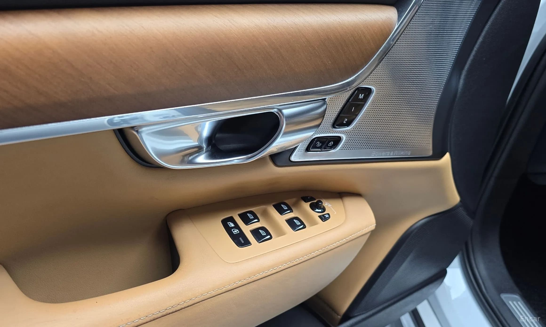S90