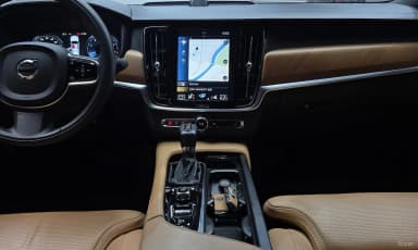 S90