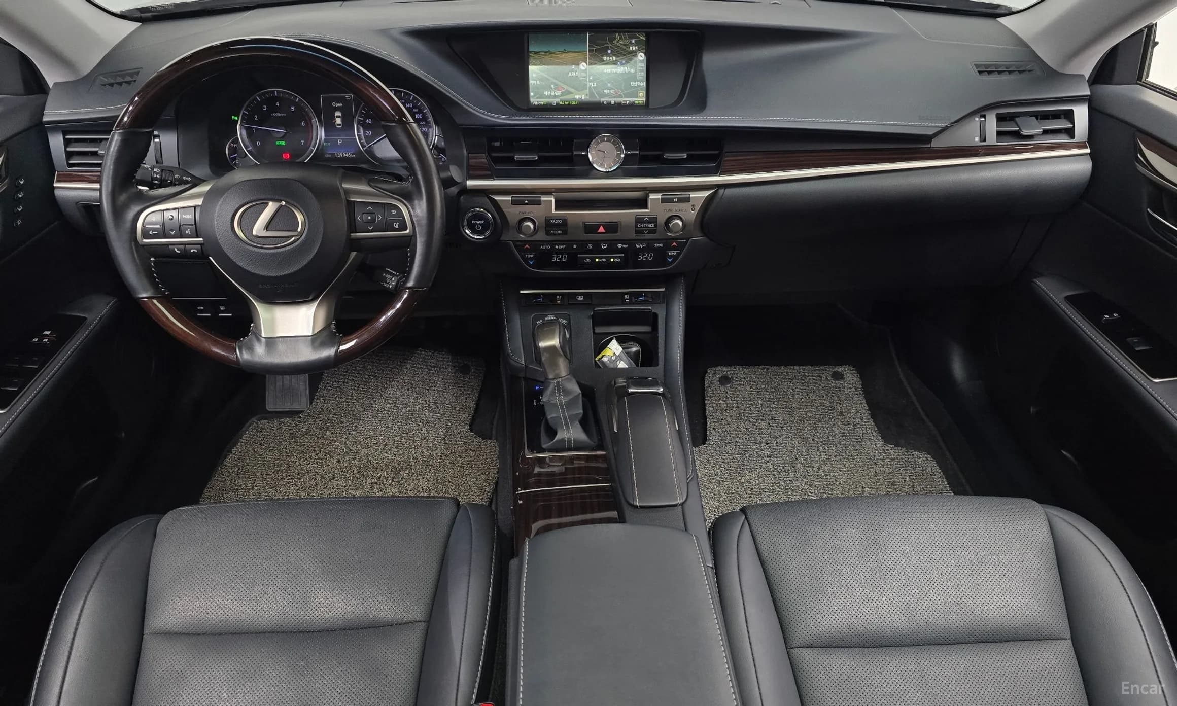 New ES300h