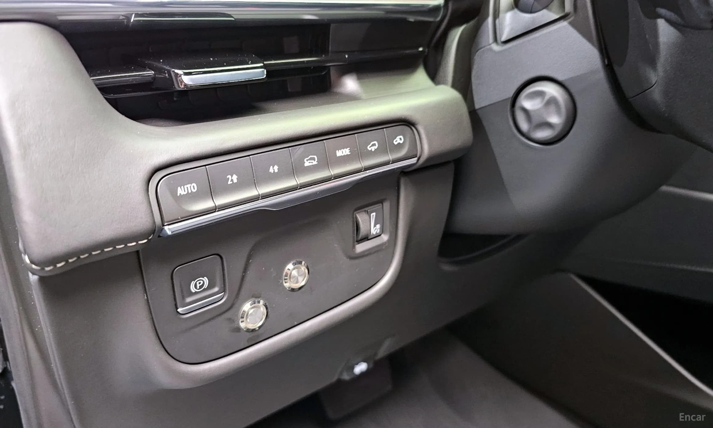 Escalade 5th Generation