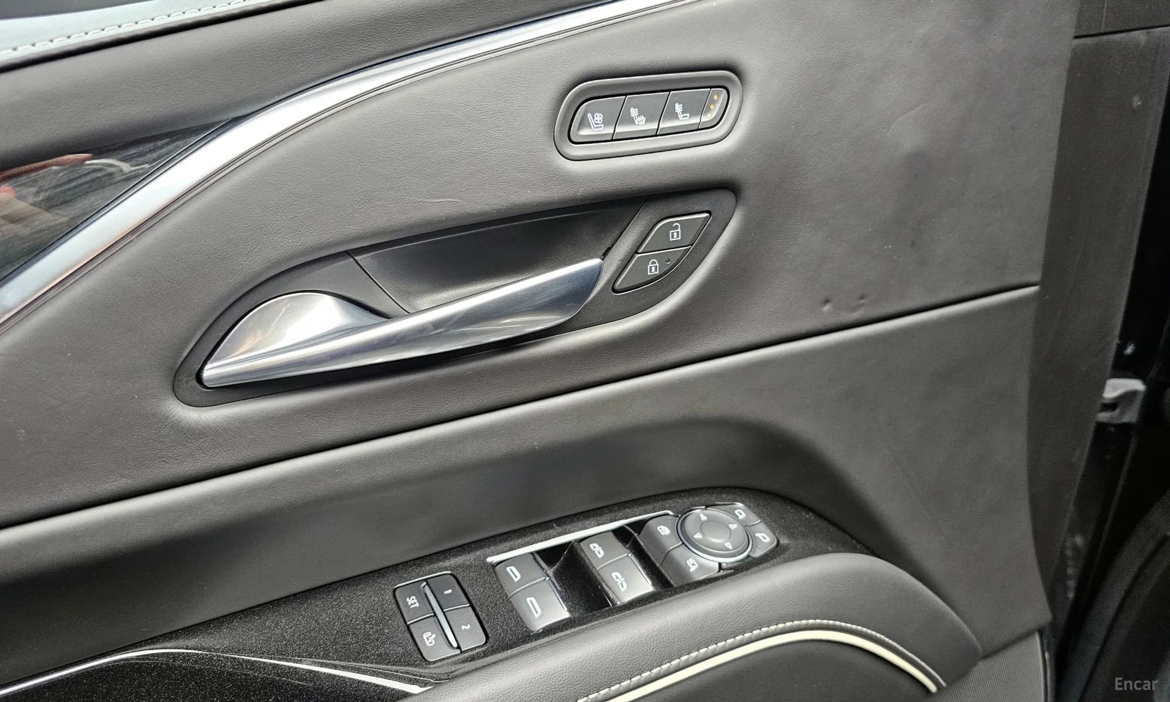 Escalade 5th Generation