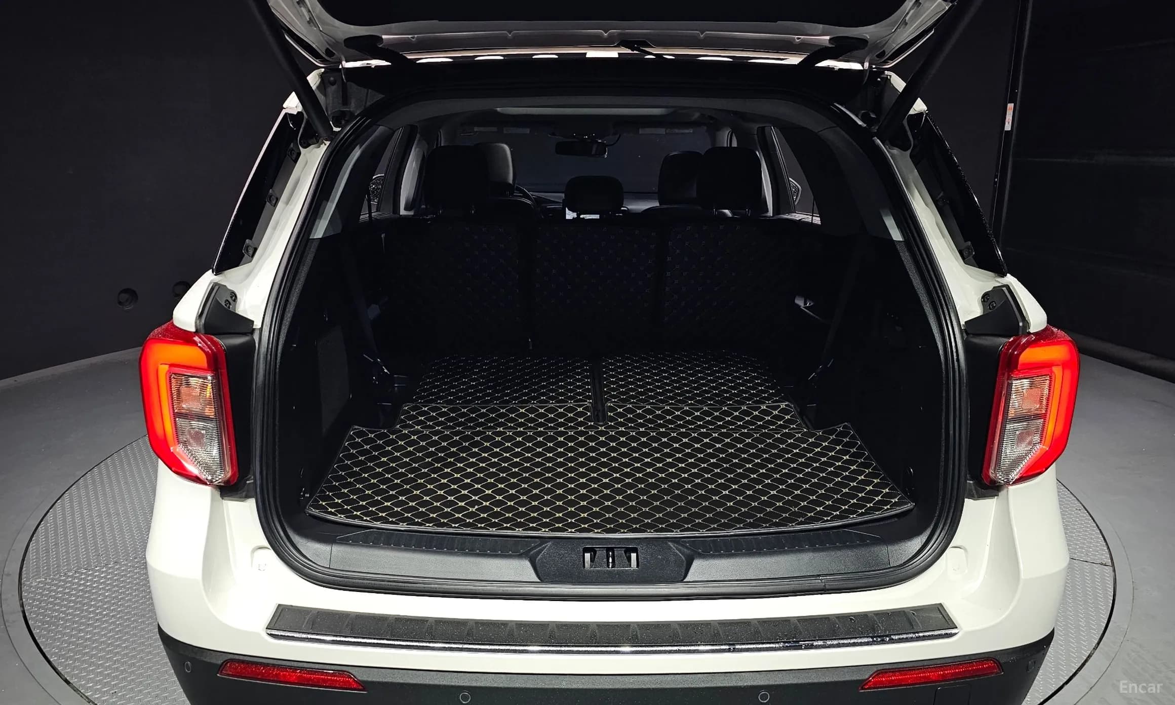 Explorer 6th Generation