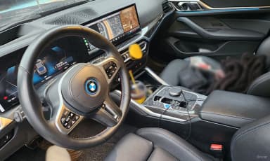 i4