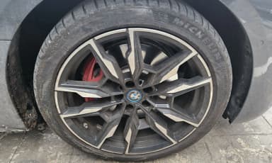 i4