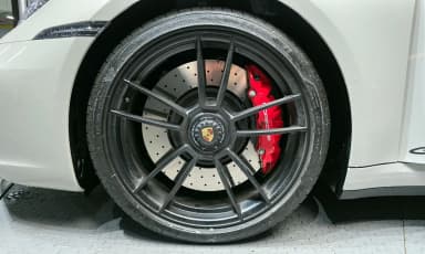 911 (992)
