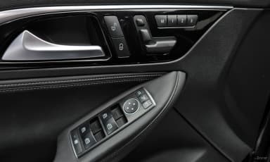 Q30
