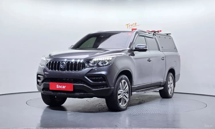 Rexton Sports Khan