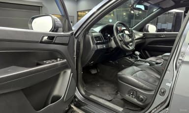 Rexton Sports Khan