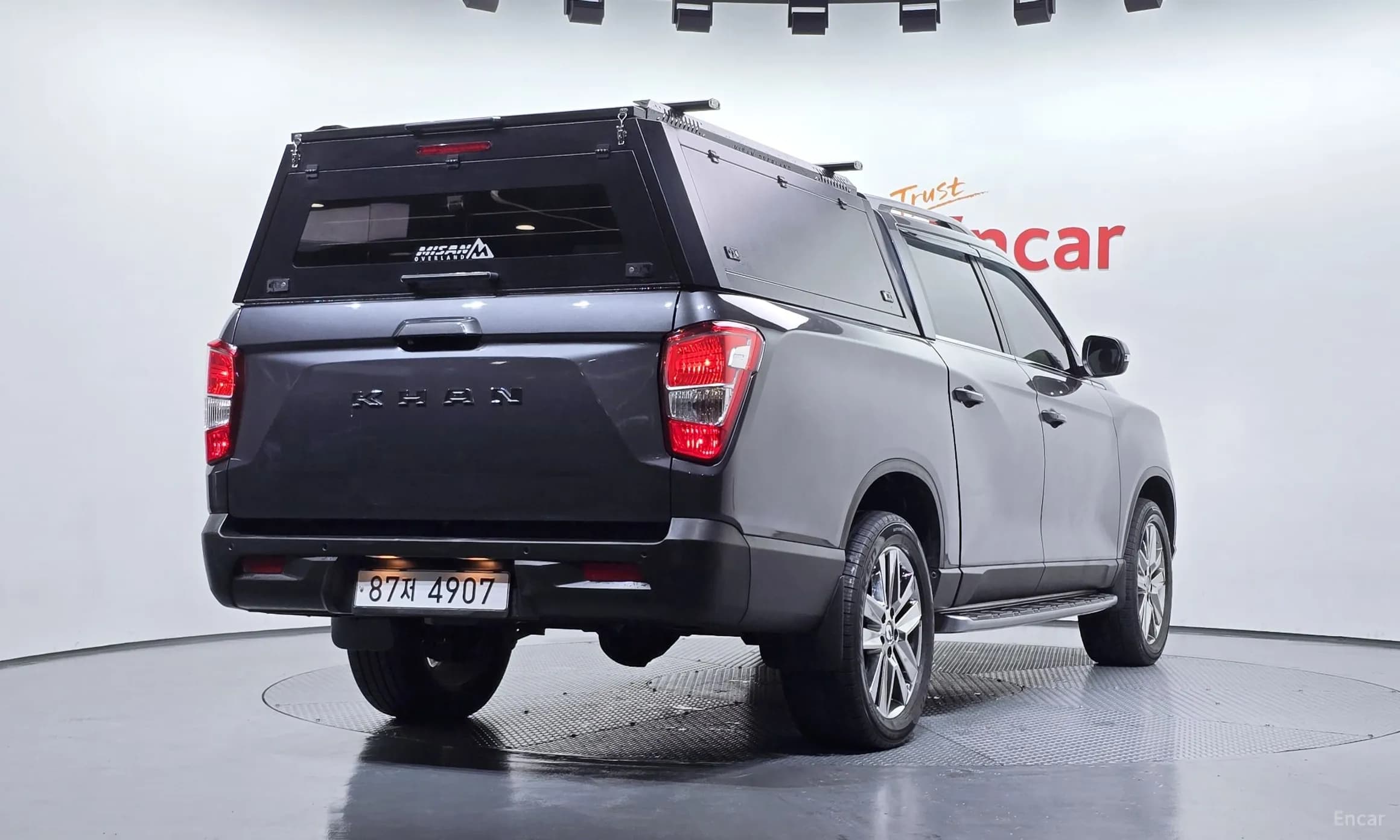 Rexton Sports Khan
