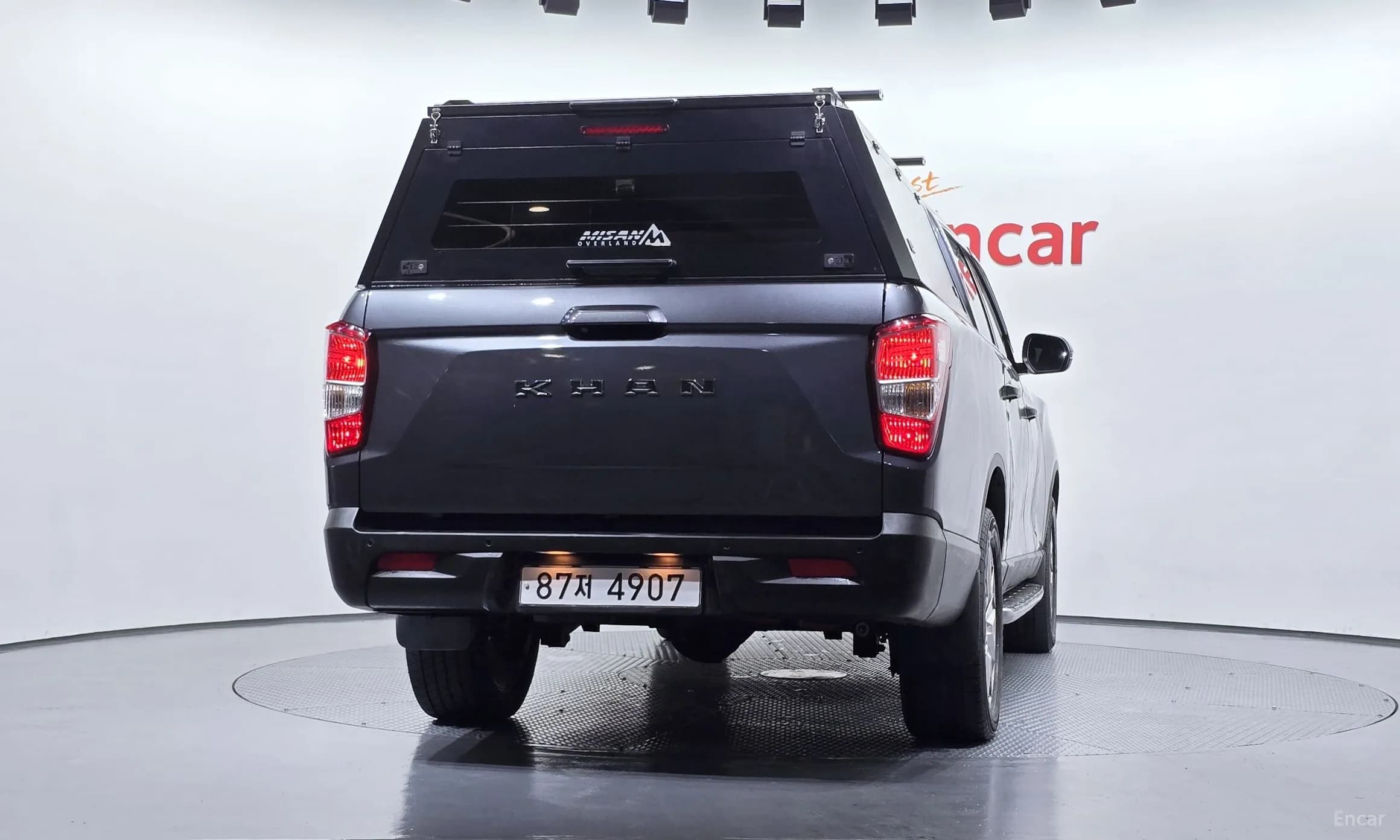 Rexton Sports Khan