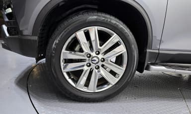 Rexton Sports Khan