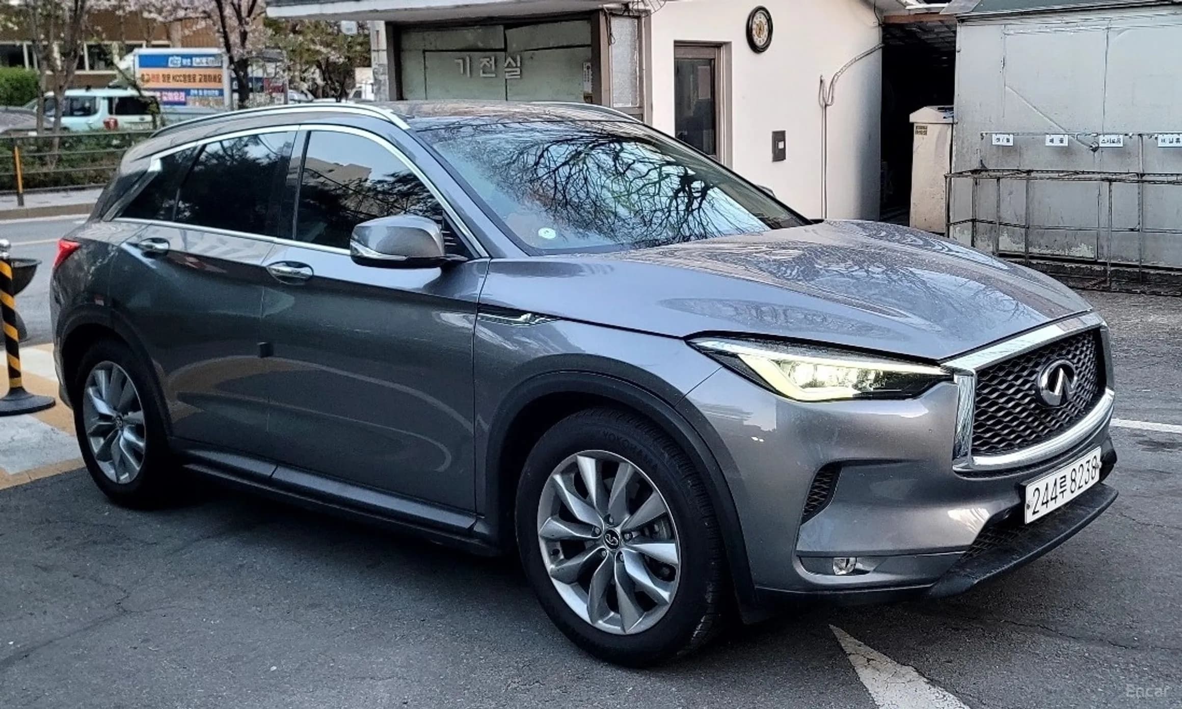 QX50 (P71A)