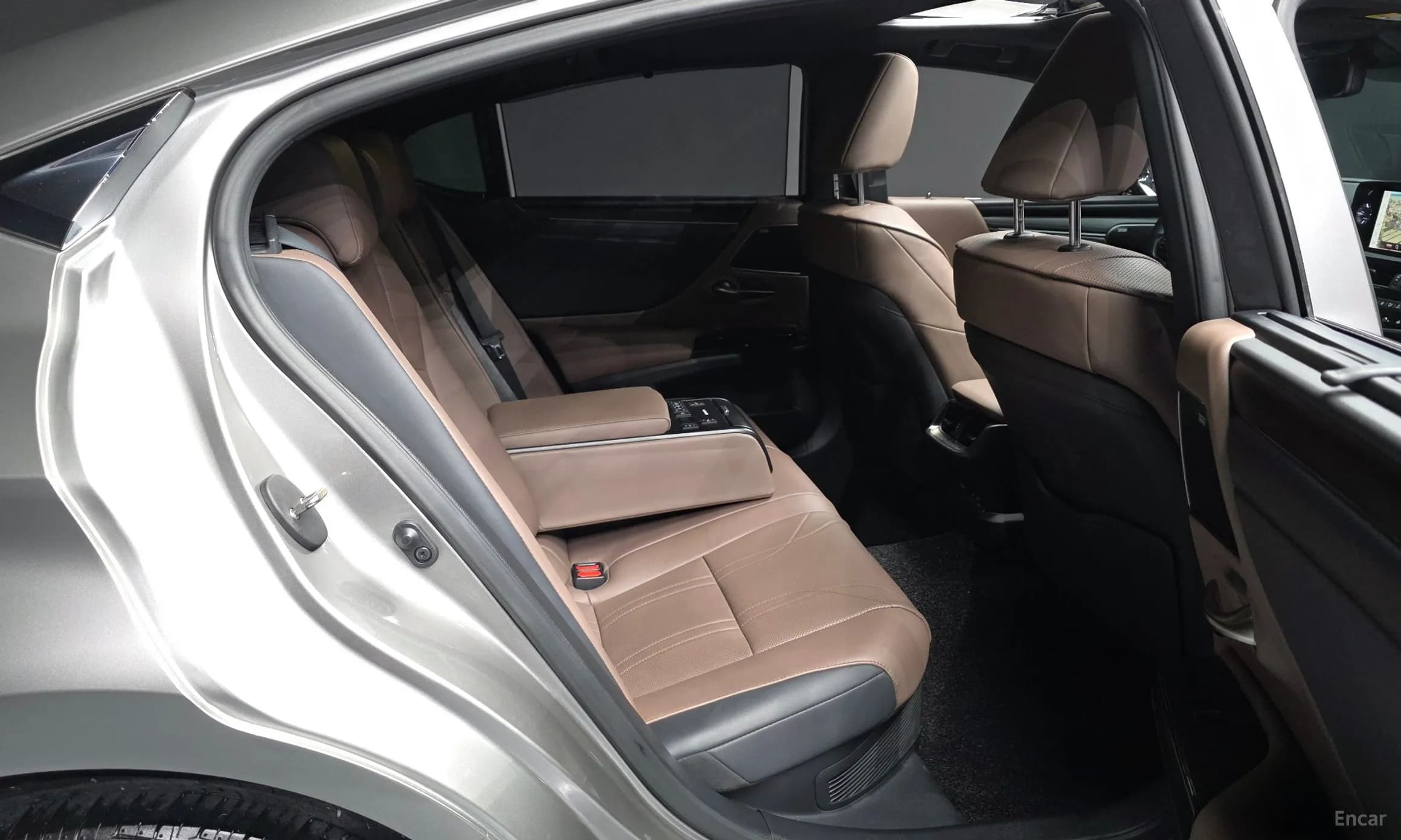 ES300h 7th Generation