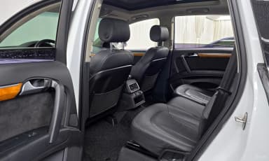 Q7