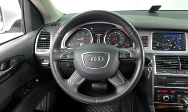 Q7