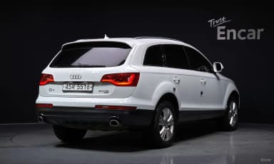 Q7