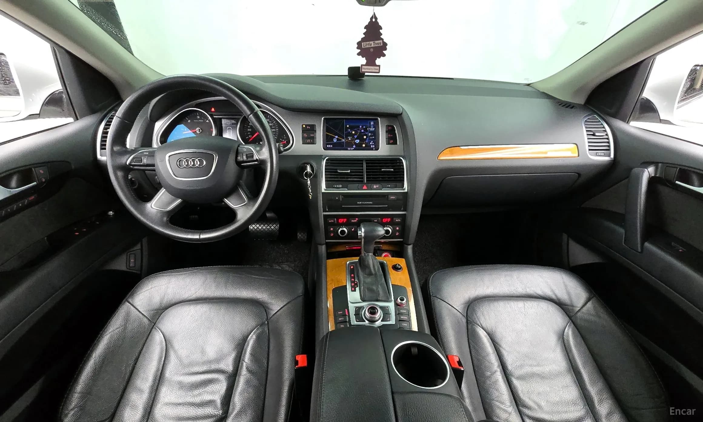 Q7