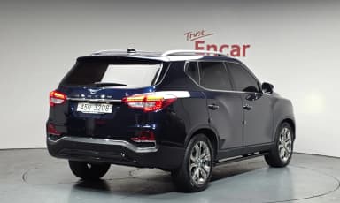 G4 Rexton