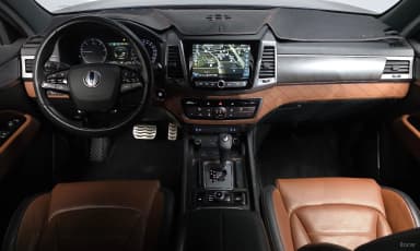 G4 Rexton