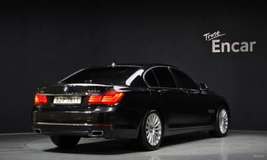 7 Series (F01)