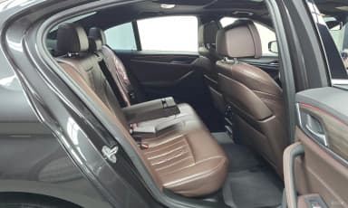 5 Series (G30)