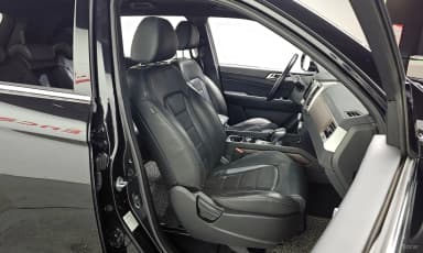 G4 Rexton