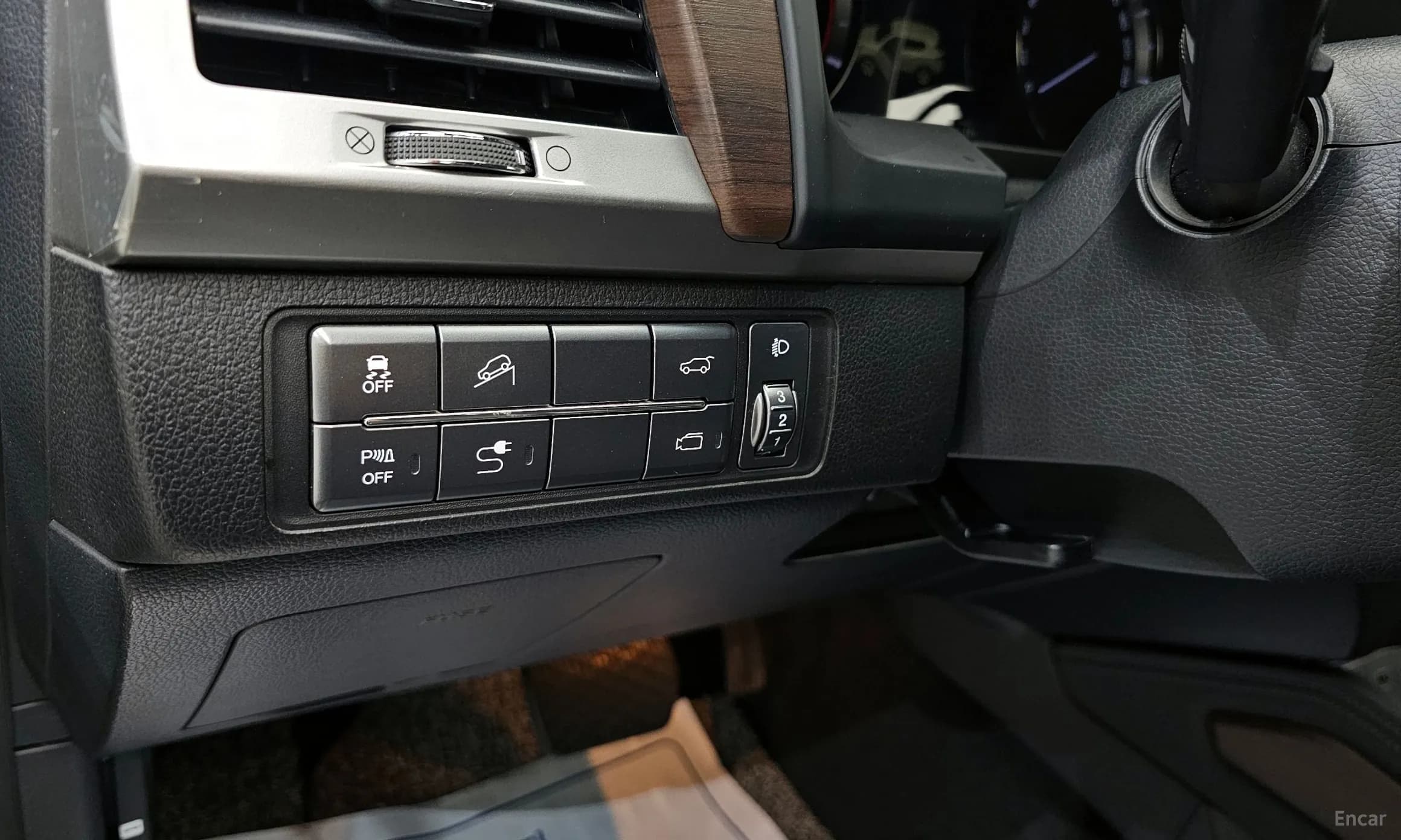 G4 Rexton