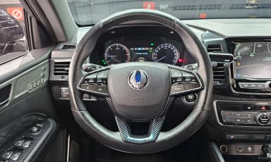G4 Rexton