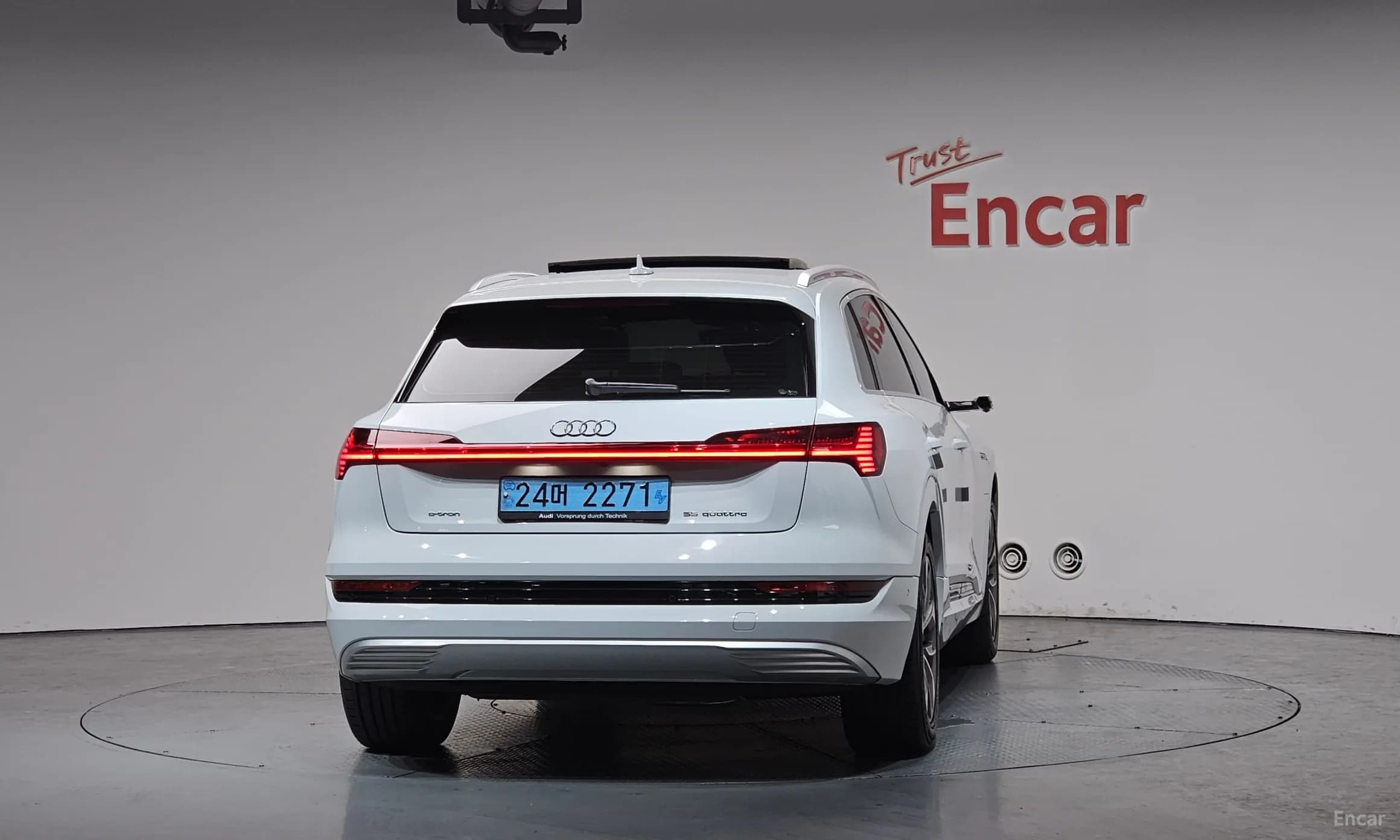 e-tron
