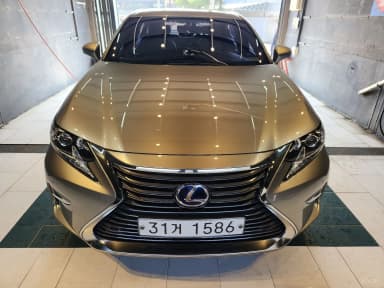 New ES300h