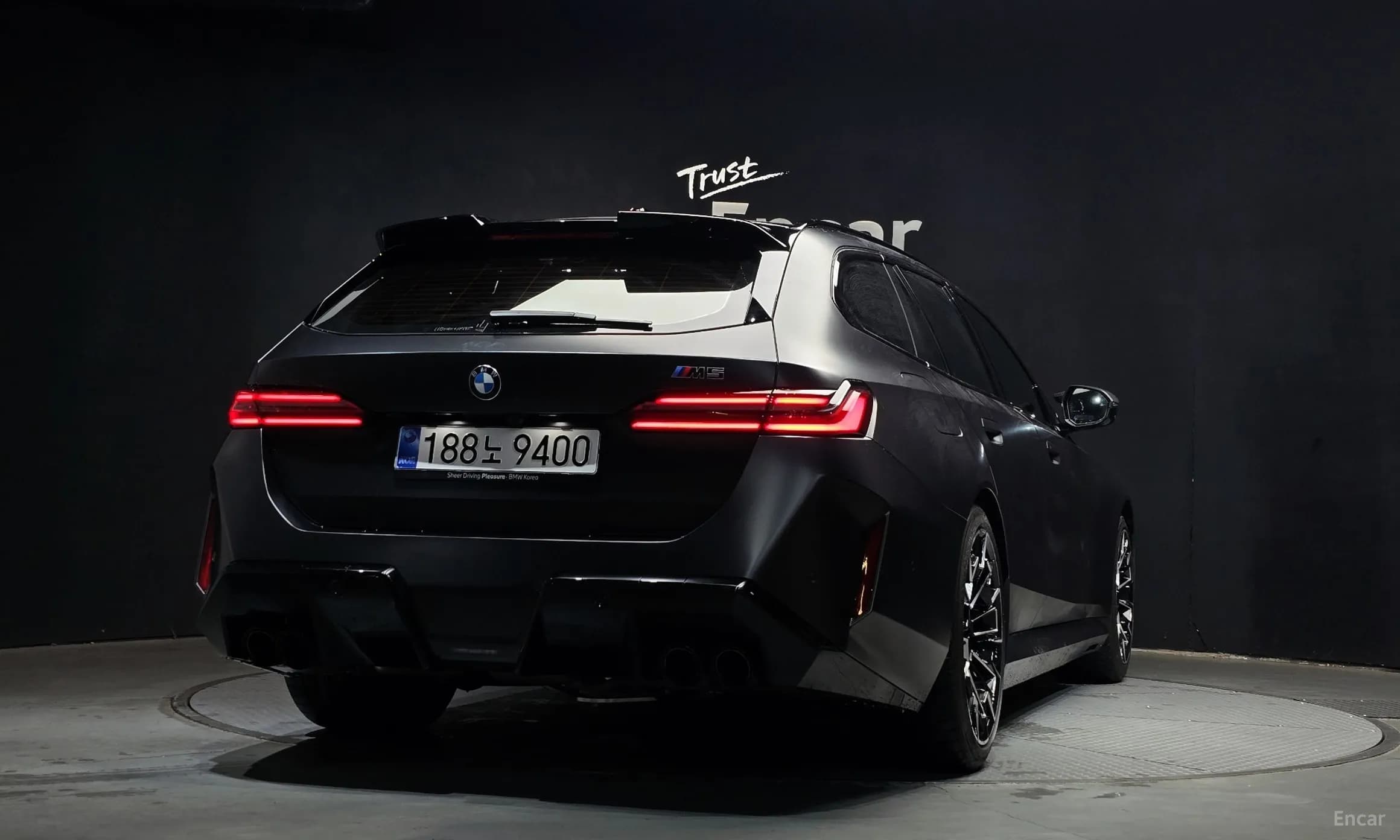 M5 (G90)