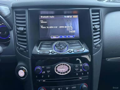 QX70