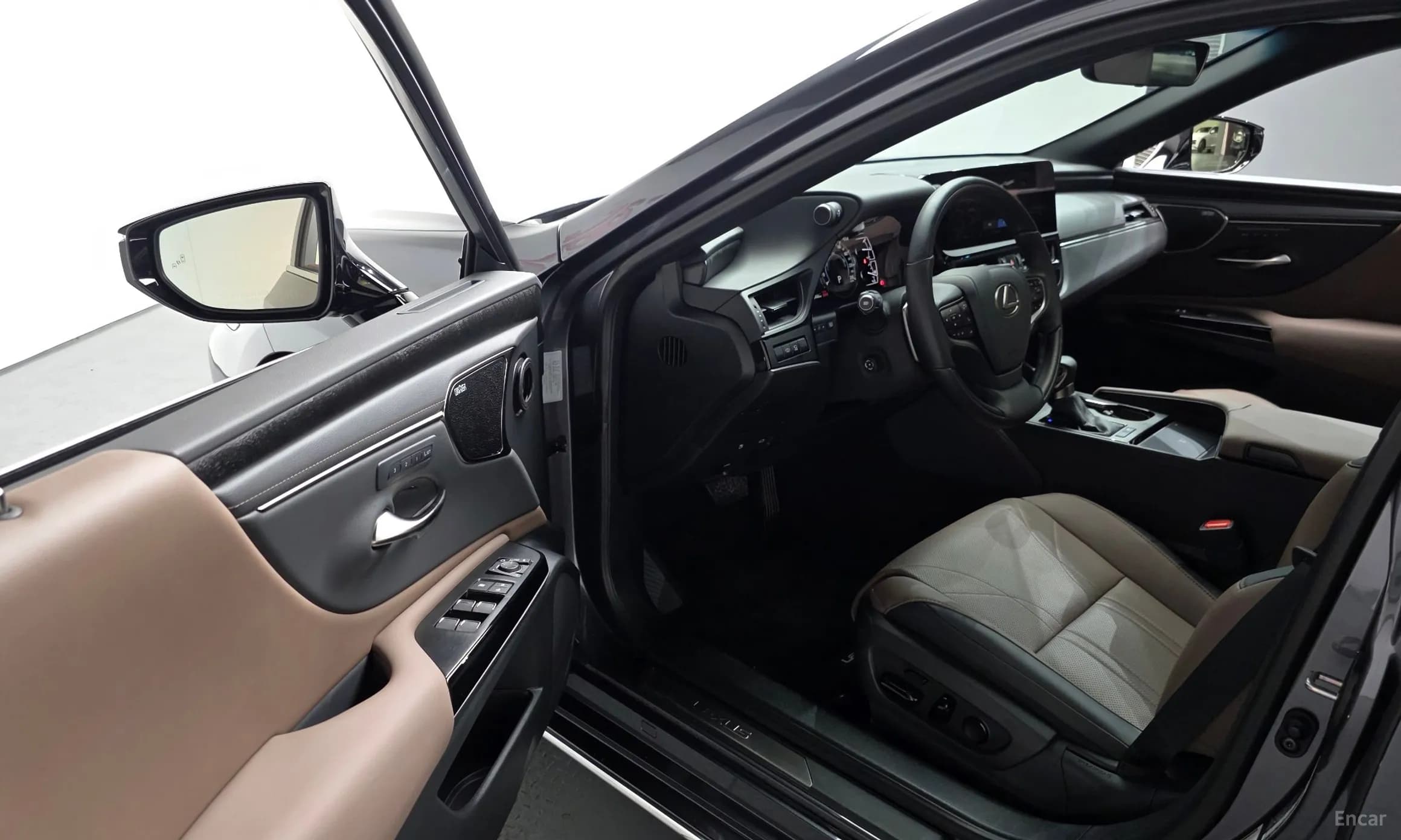 ES300h 7th Generation